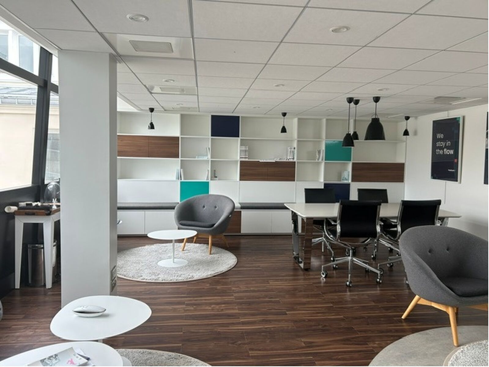 Local commercial 297 m² · à Paris 08e Arrondissement · 297 m² · 57 €/mois