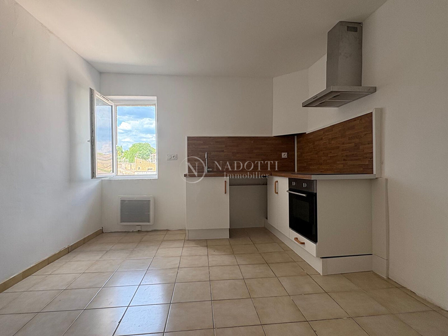 Maison – LAURIS VAUCLUSE PROVENCE-ALPES-COTE-D-AZUR - Plus