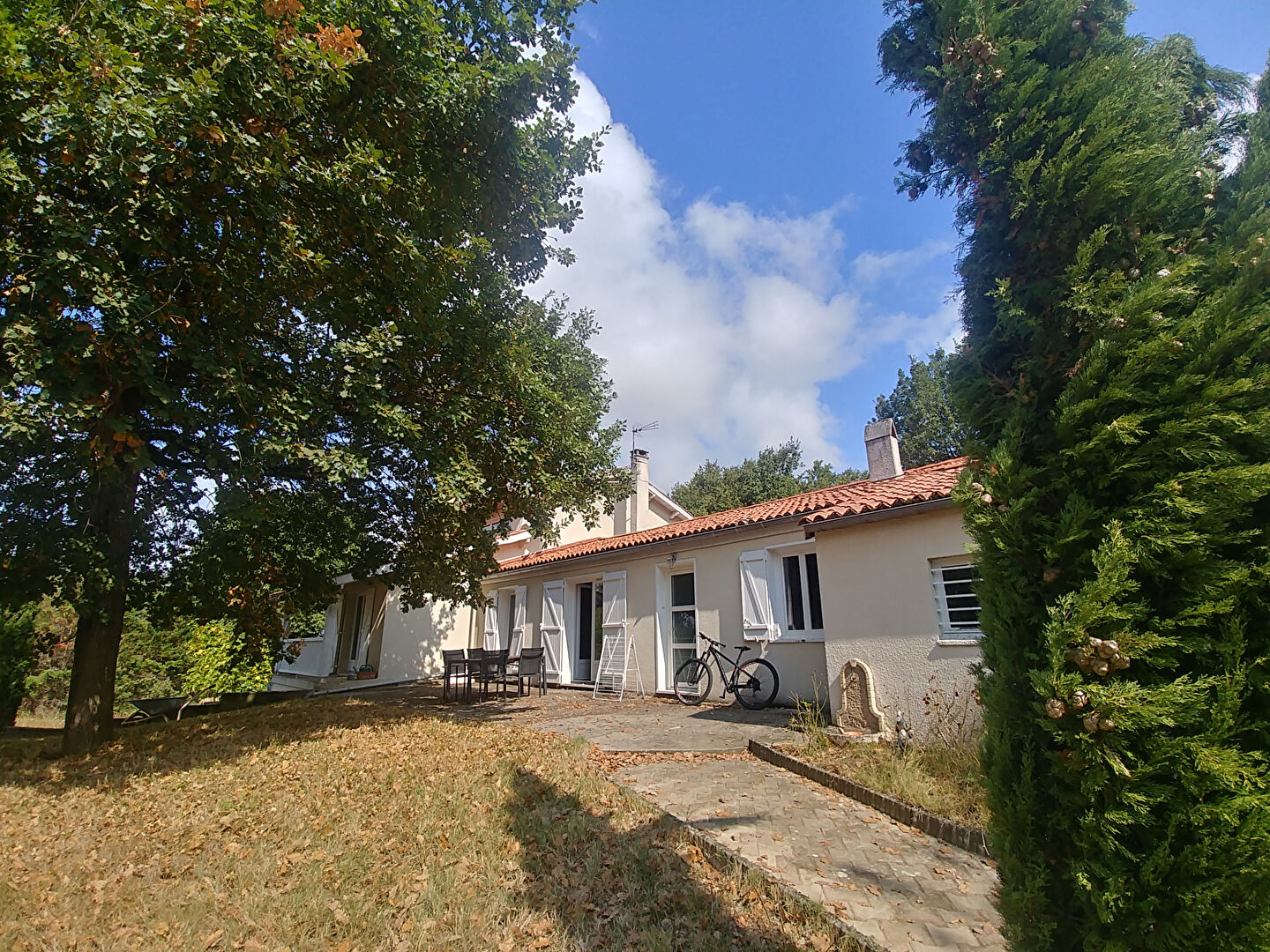 Maison 7 pièces 160 m² · à St Etienne de Tulmont · 160 m² · 265 000 €