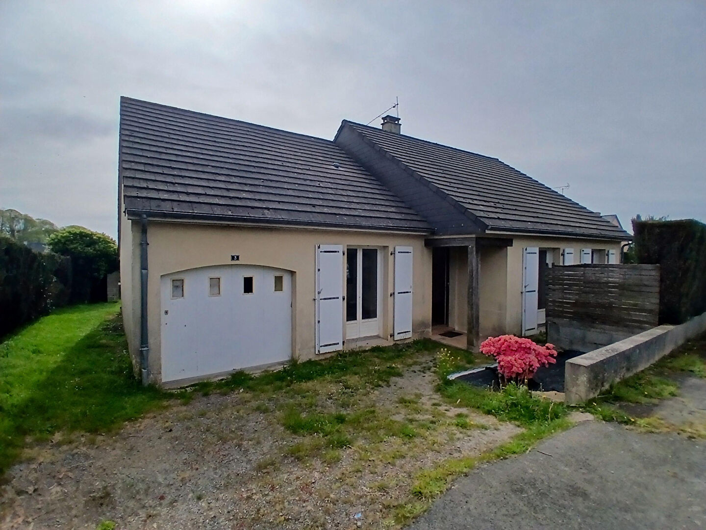 Maison 5 pièces 100 m² · à Ernee · 100 m² · 120 000 €