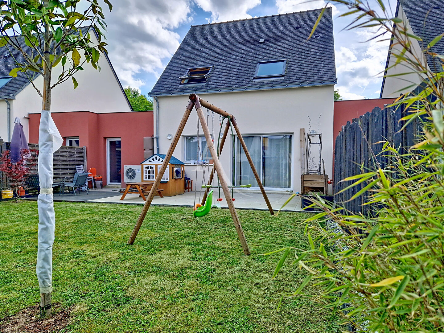 Maison 5 pièces 100 m² · à St Barthelemy D Anjou · 100 m² · 317 500 €