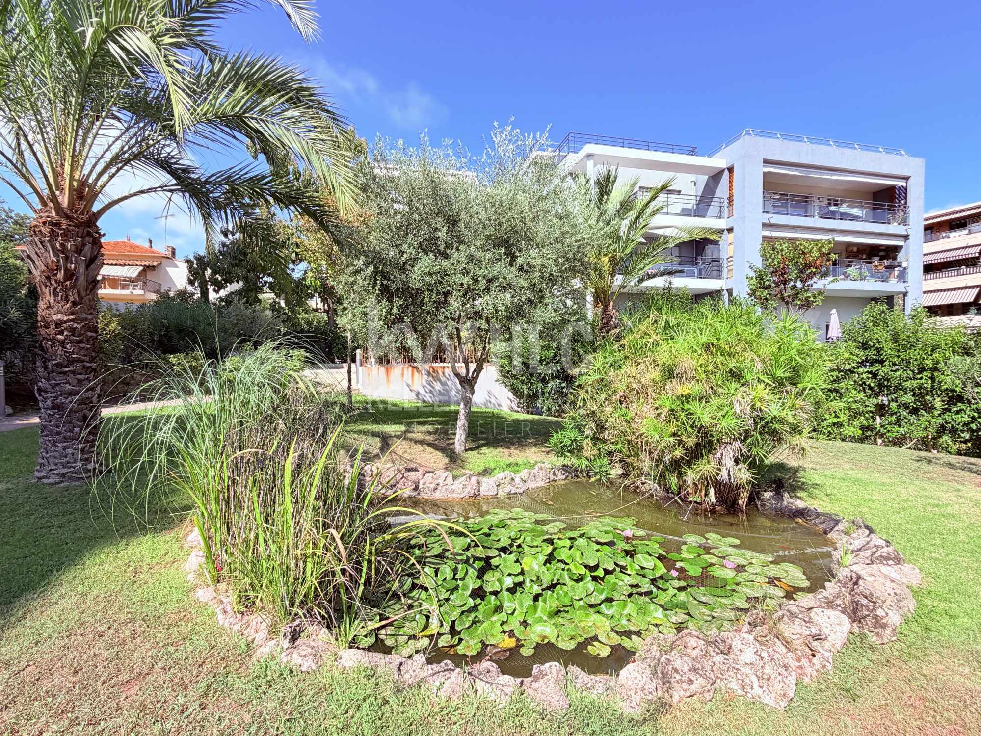 Appartement 3 pièces 59 m² · à Antibes · 59 m² · 384 900 €