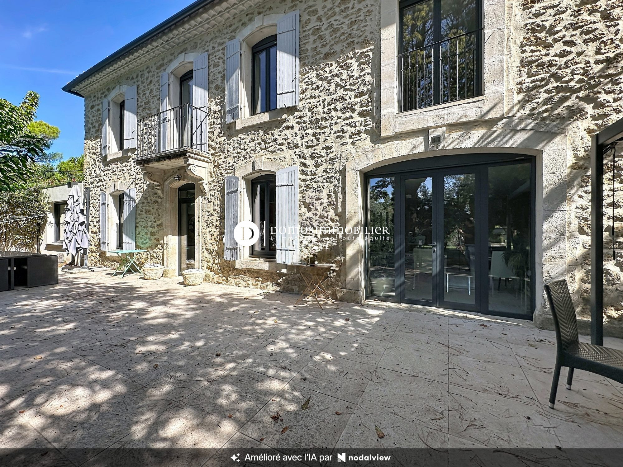 Maison 10 pièces 273 m² · à Bedarrides · 273 m² · 735 000 €