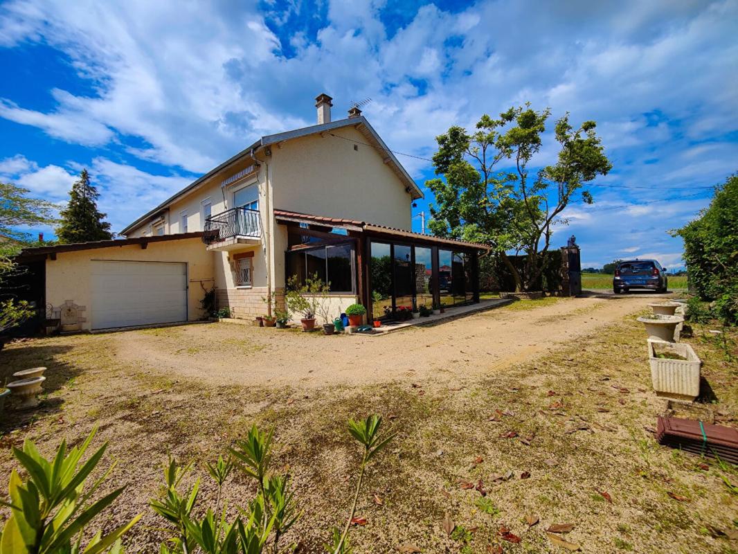 Maison 5 pièces 132 m² · à St Martin Belle Roche · 132 m² · 229 000 €