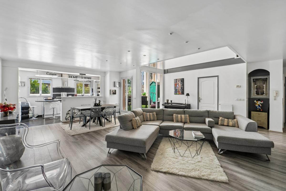 Appartement 5 pièces 134 m² · à Courbevoie · 134 m² · 810 000 €
