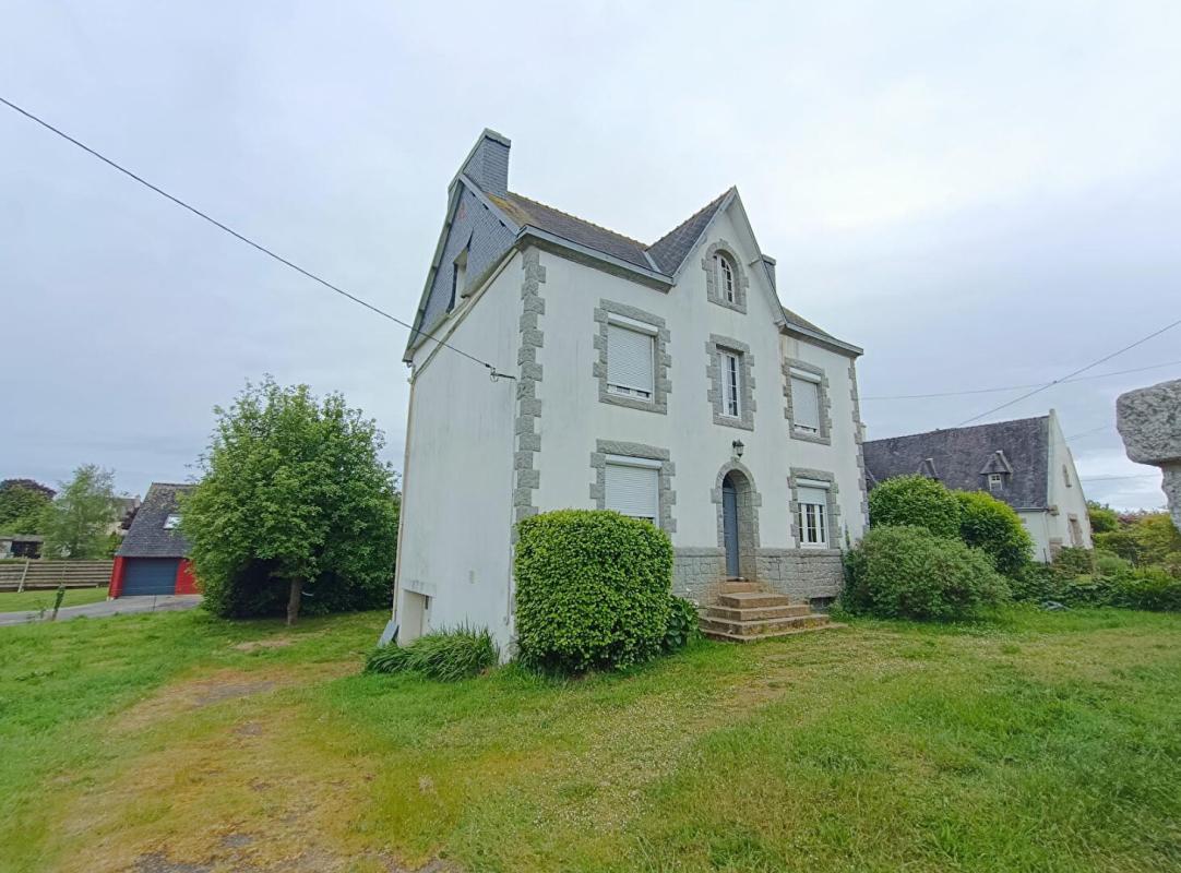Maison 7 pièces 140 m² · à Chateauneuf du Faou · 140 m² · 249 900 €