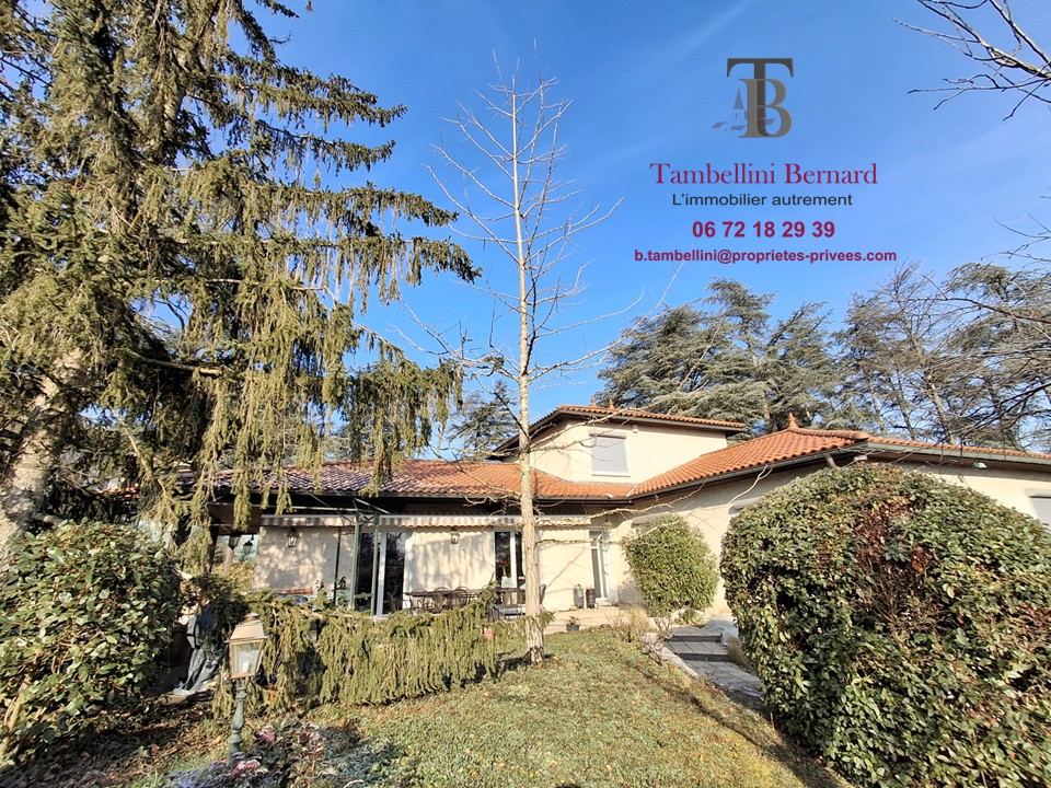 Maison 7 pièces 185 m² · à Craponne · 185 m² · 699 000 €