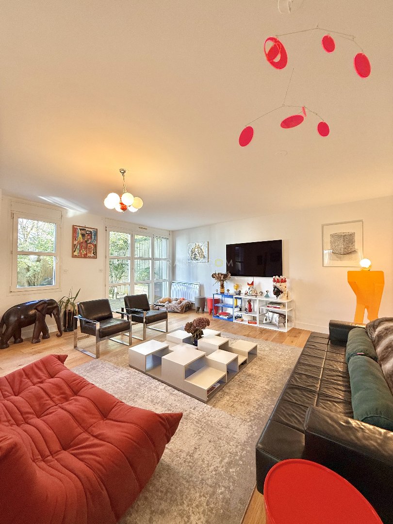 Maison 6 pièces 197 m² · à Tours · 197 m² · 668 000 €