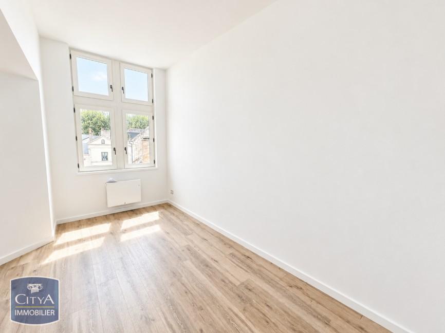 Appartement – CHINON INDRE-ET-LOIRE CENTRE-VAL-DE-LOIRE - Vue 4