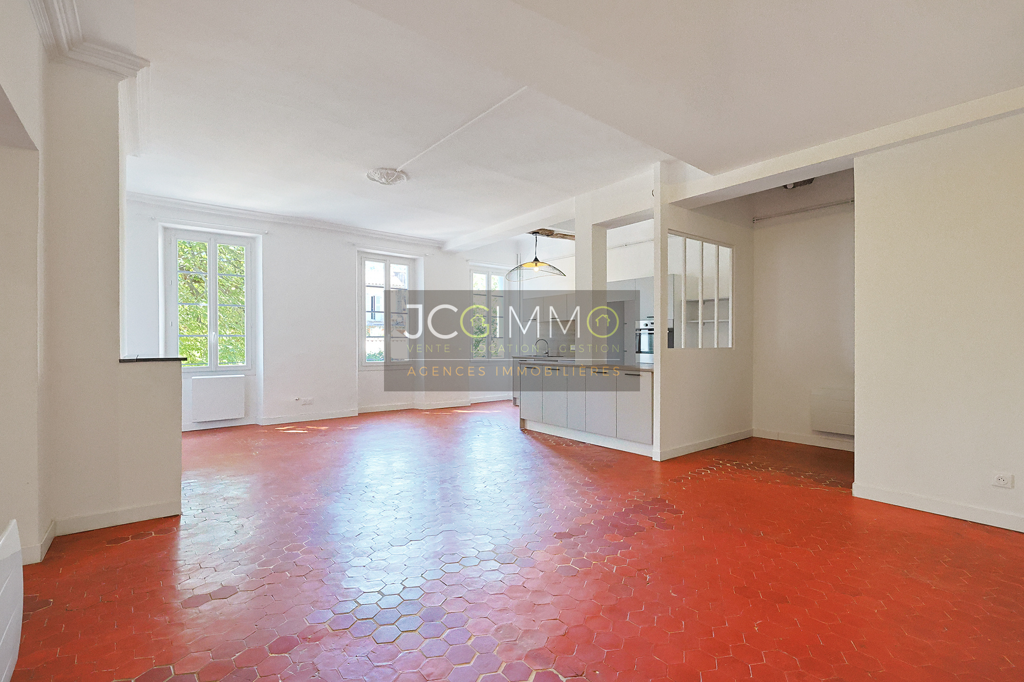 Appartement 4 pièces 91 m² · à Sollies Pont · 91 m² · 240 000 €