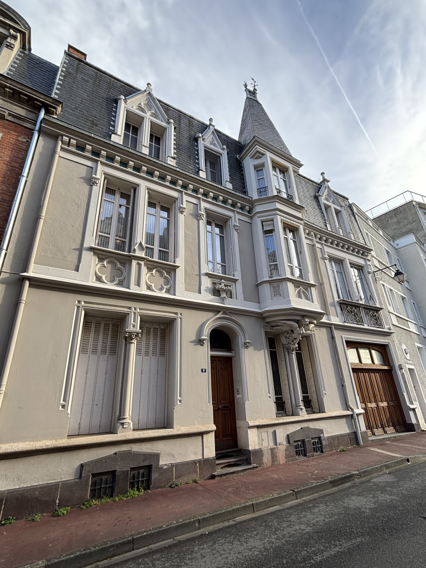 Maison 8 pièces 264 m² · à Vichy · 264 m² · 682 000 €