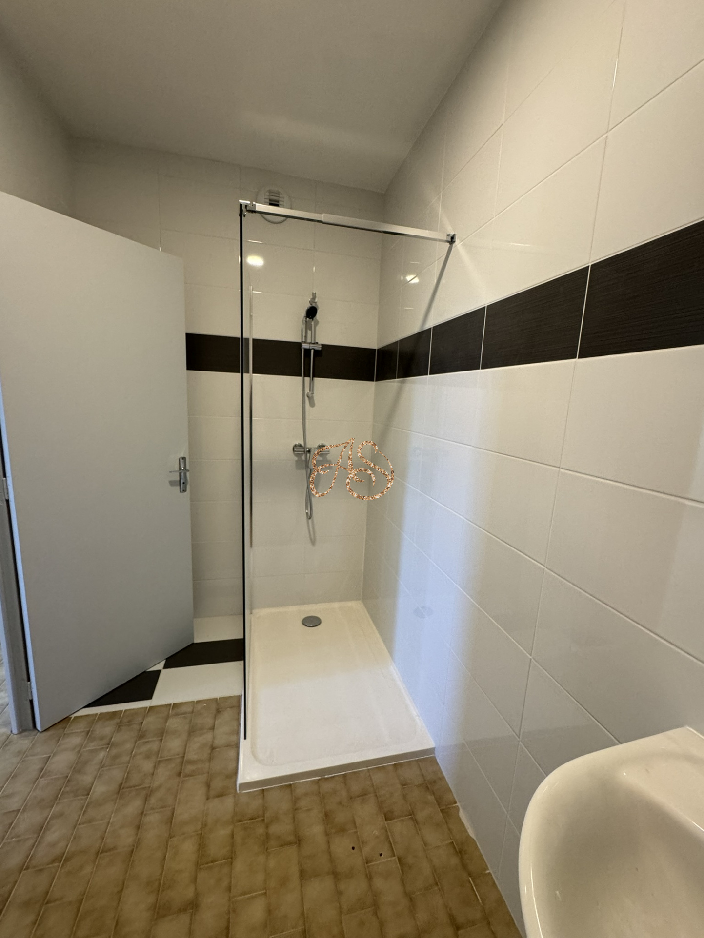 Appartement – ST GILLES GARD OCCITANIE - Vue 3