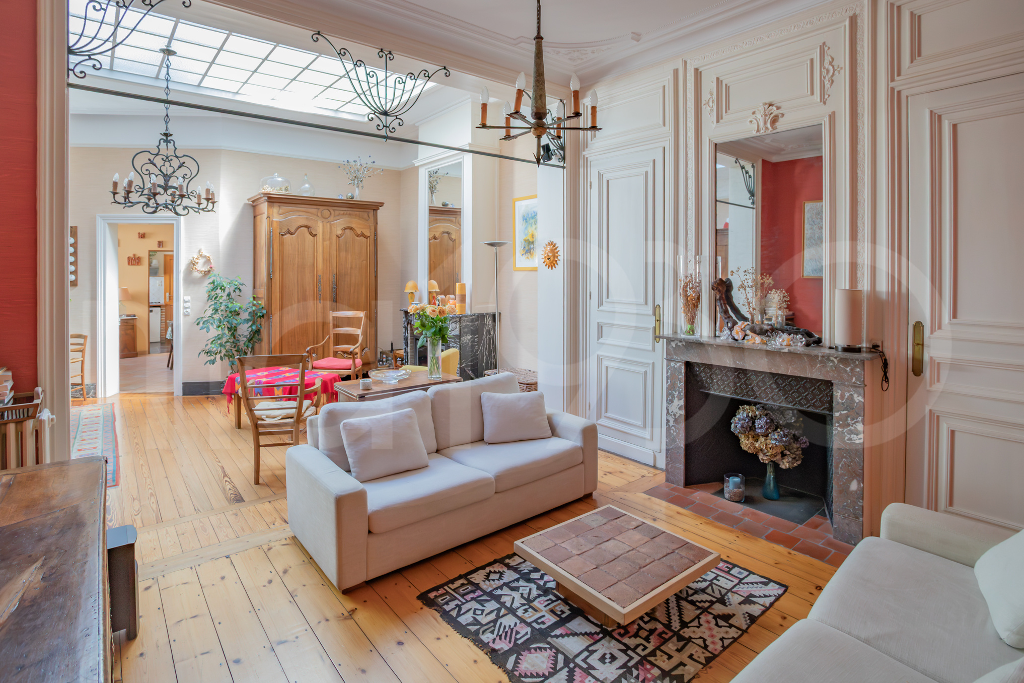 Maison 10 pièces 323 m² · à Tourcoing · 323 m² · 525 000 €