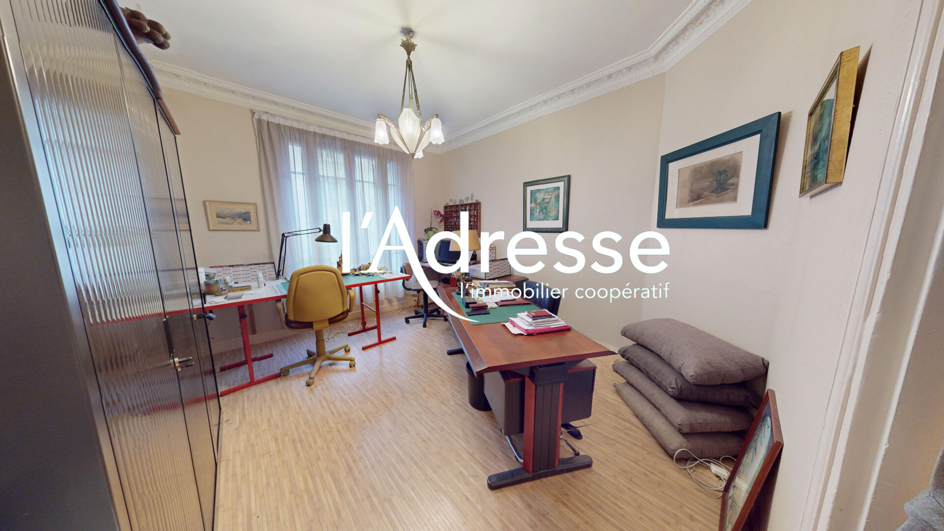Local commercial 2 pièces 46 m² · à St Mande · 46 m² · 320 000 €