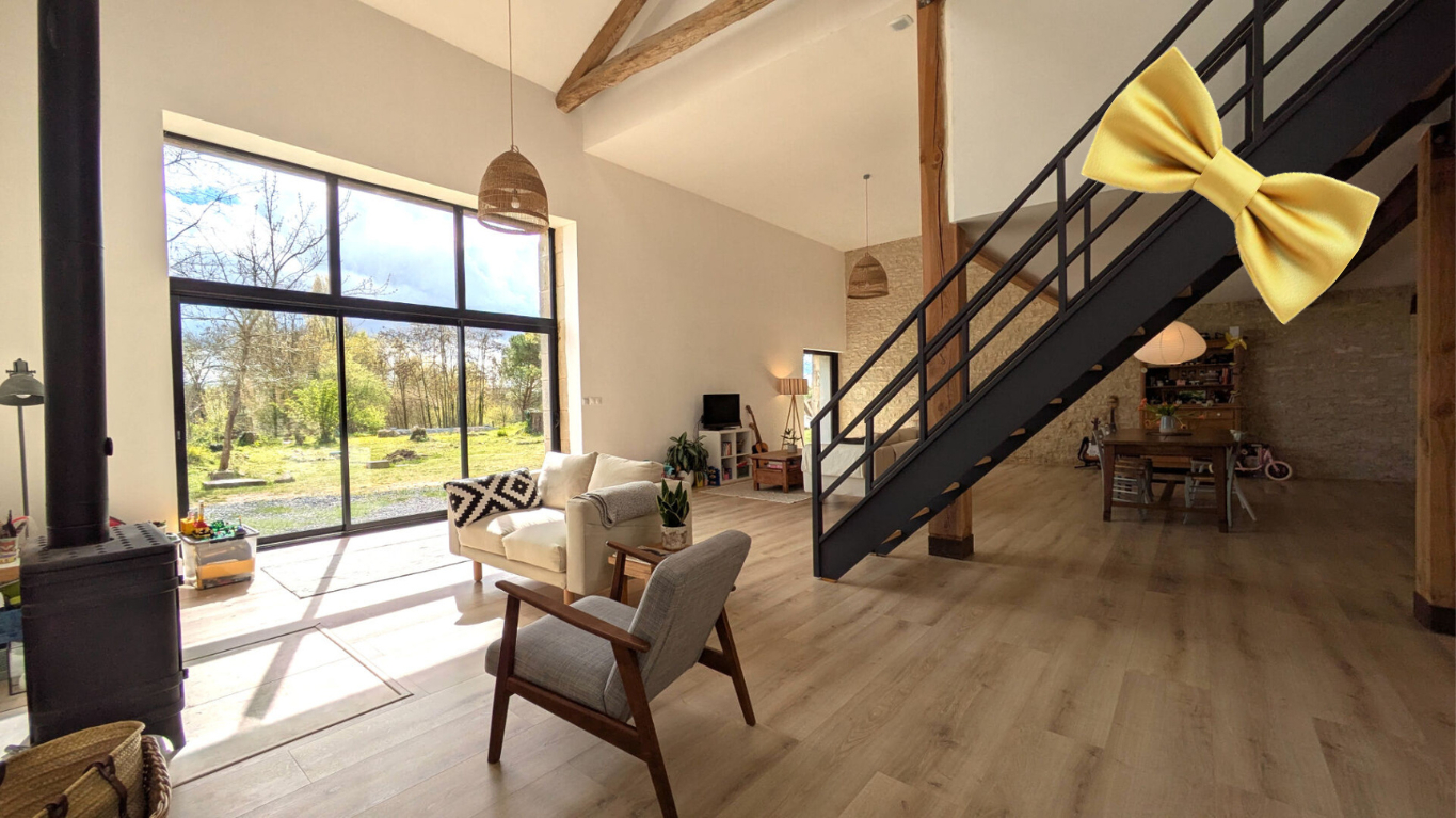 Maison 5 pièces 277 m² · à St Martin L Ars · 277 m² · 259 000 €