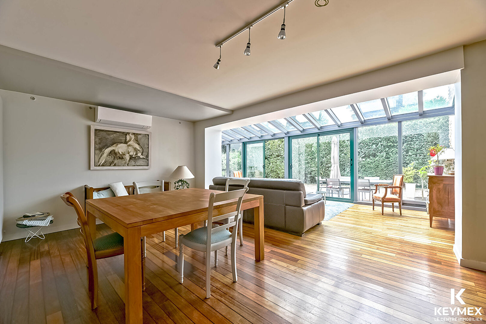 Maison 10 pièces 225 m² · à St Prix · 225 m² · 697 000 €
