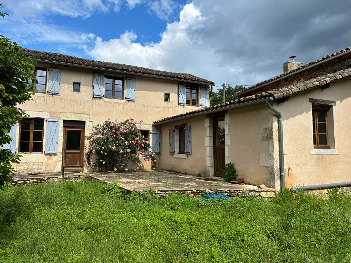 Maison 4 pièces 125 m² · à Brux · 125 m² · 119 000 €