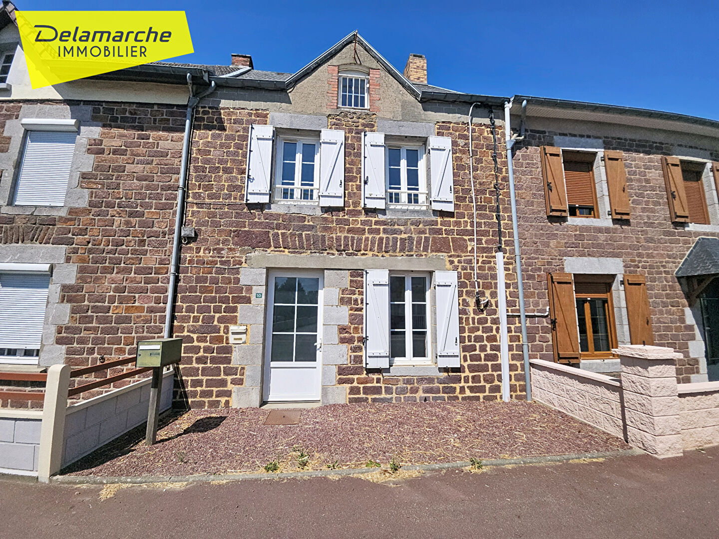 Maison 4 pièces 93 m² · à Lengronne · 93 m² · 97 000 €