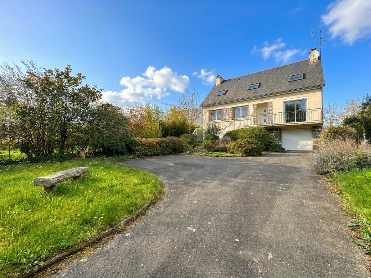 Maison 8 pièces 173 m² · à Langueux · 173 m² · 199 990 €