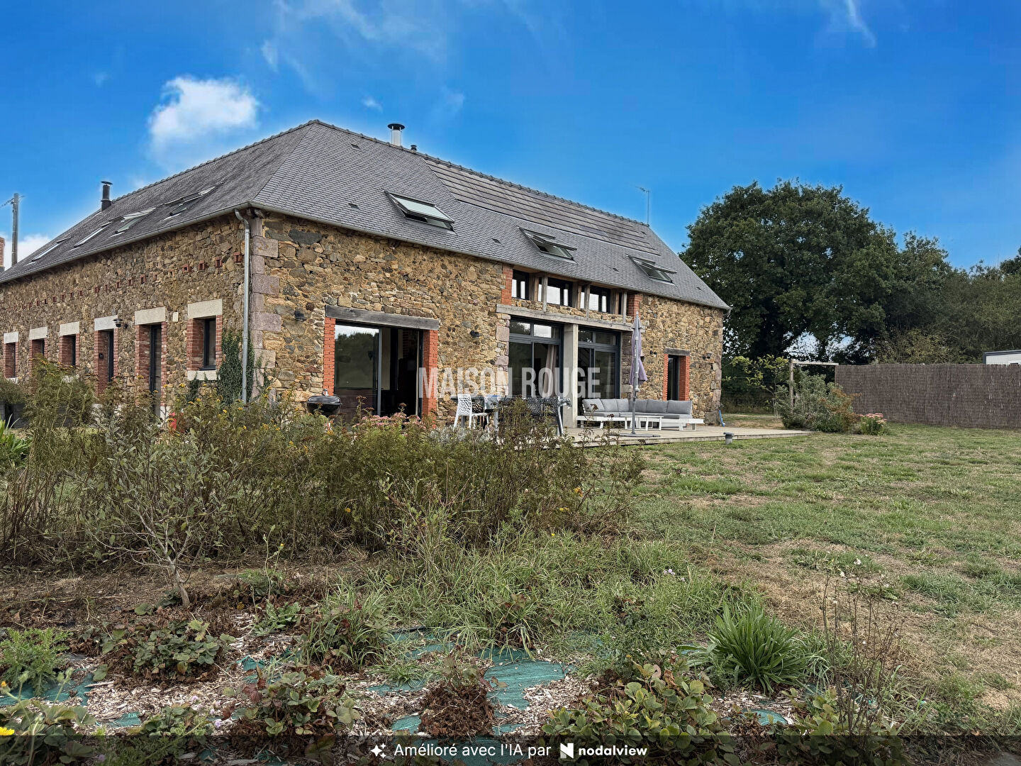 Maison 8 pièces 224 m² · à Pleguien · 224 m² · 544 960 €