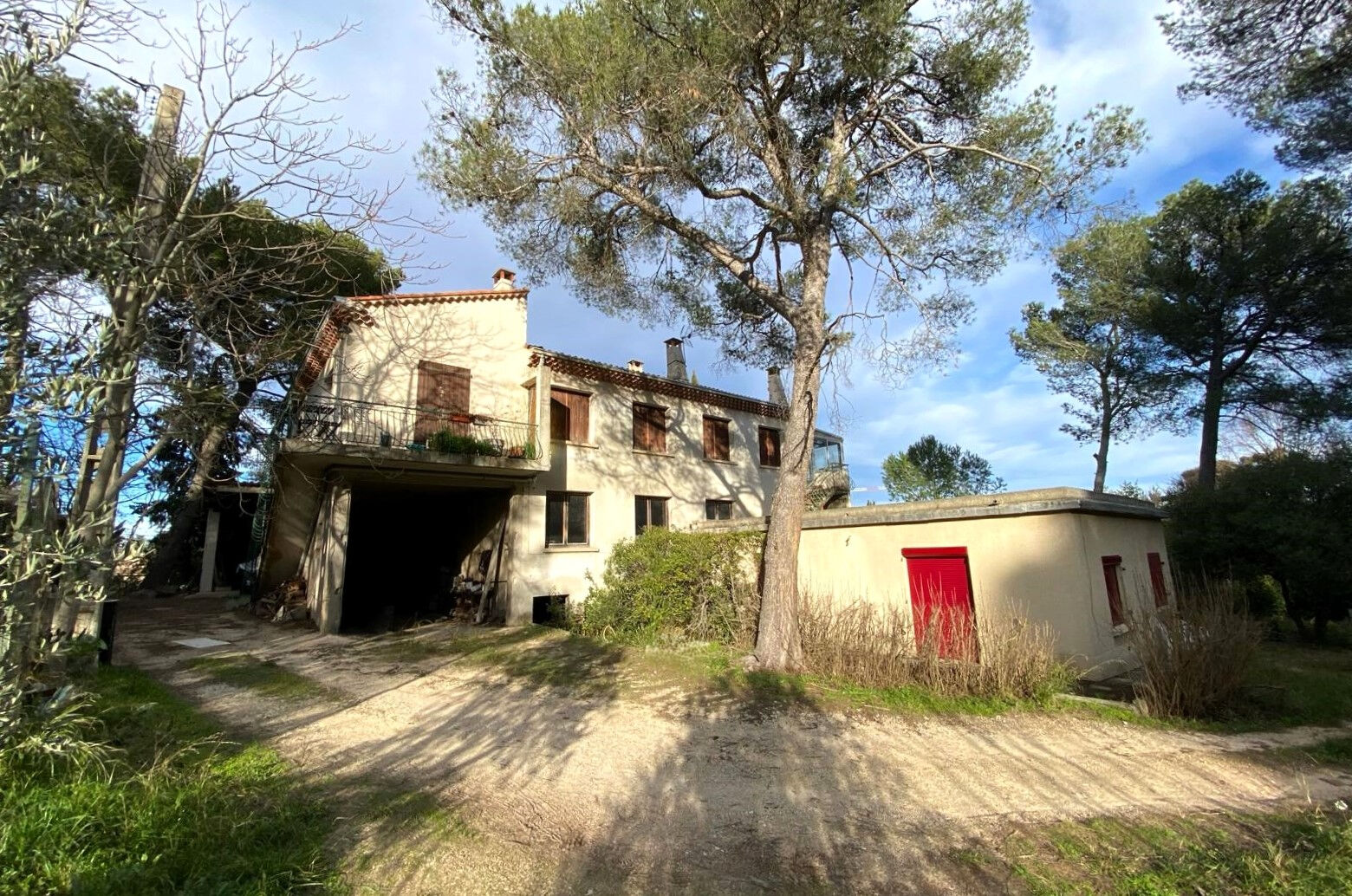 Maison 15 pièces 430 m² · à Cabries · 430 m² · 945 000 €