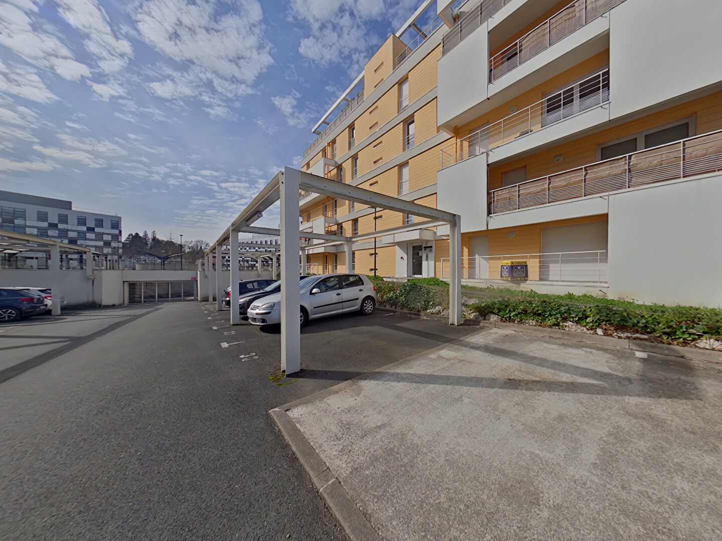 Appartement – TOURS INDRE-ET-LOIRE CENTRE-VAL-DE-LOIRE - Plus
