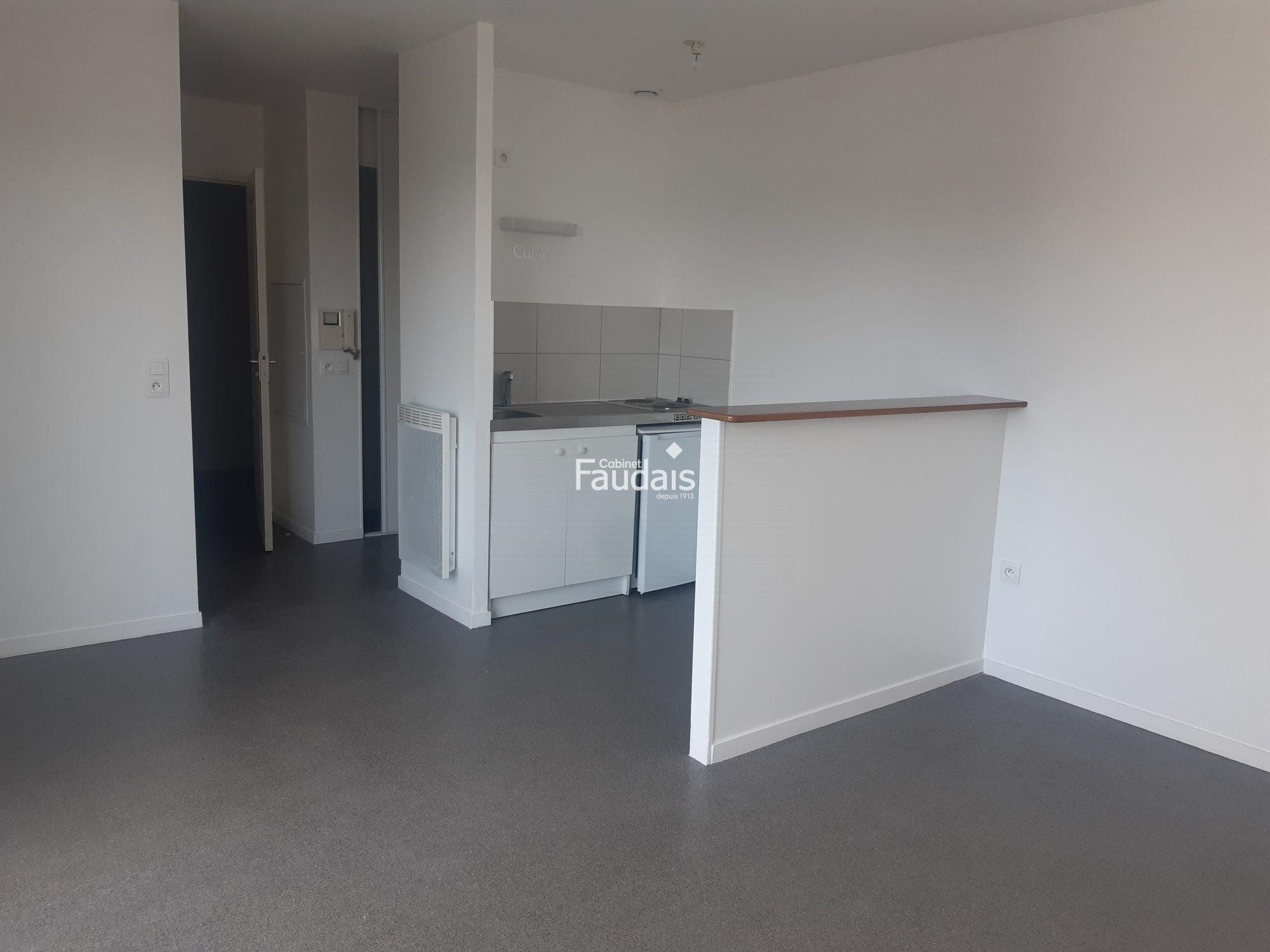Appartement 2 pièces 40 m² · à Coutances · 40 m² · 530 €/mois