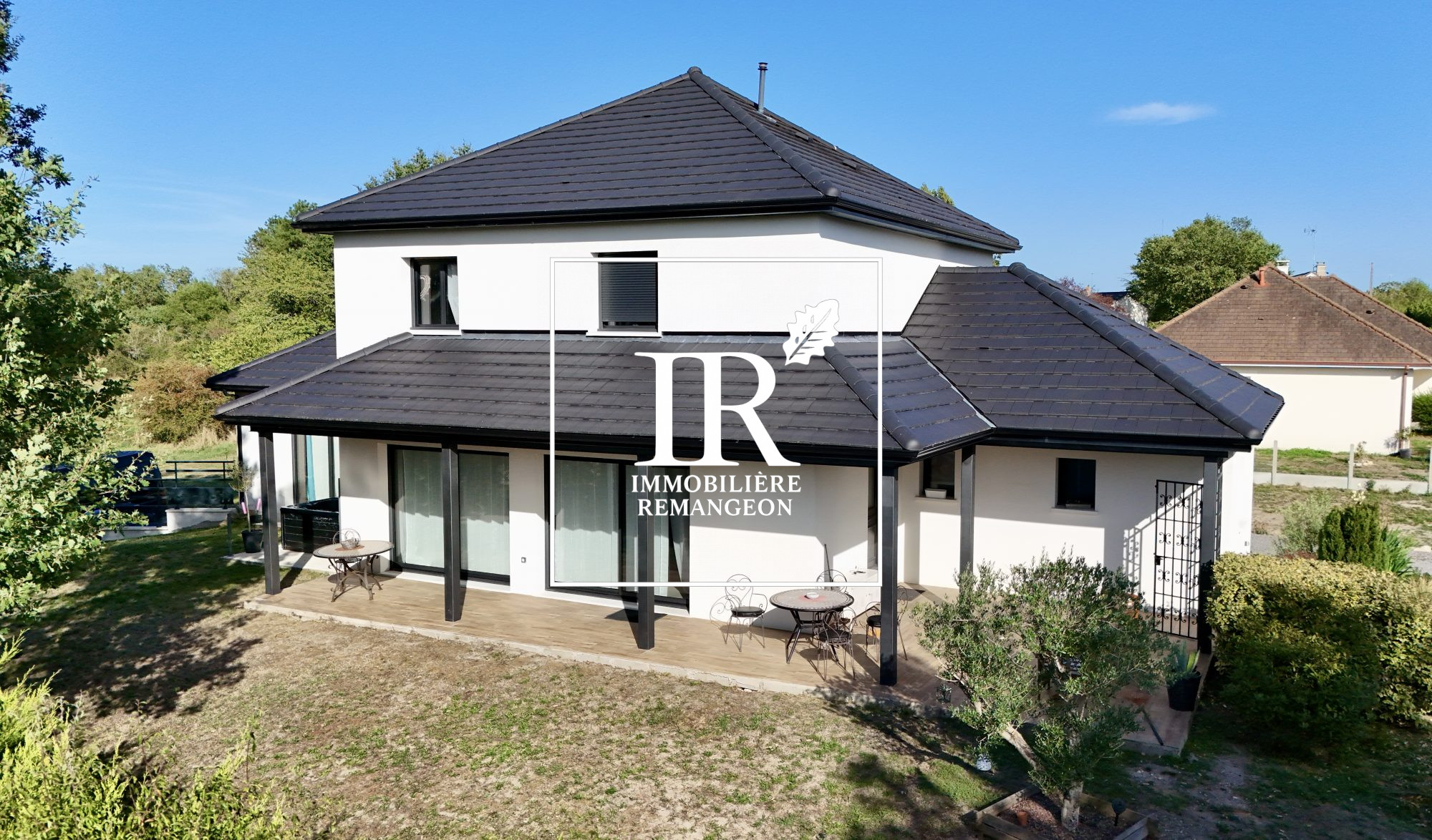 Maison 6 pièces 179 m² · à Vierzon · 179 m² · 299 000 €