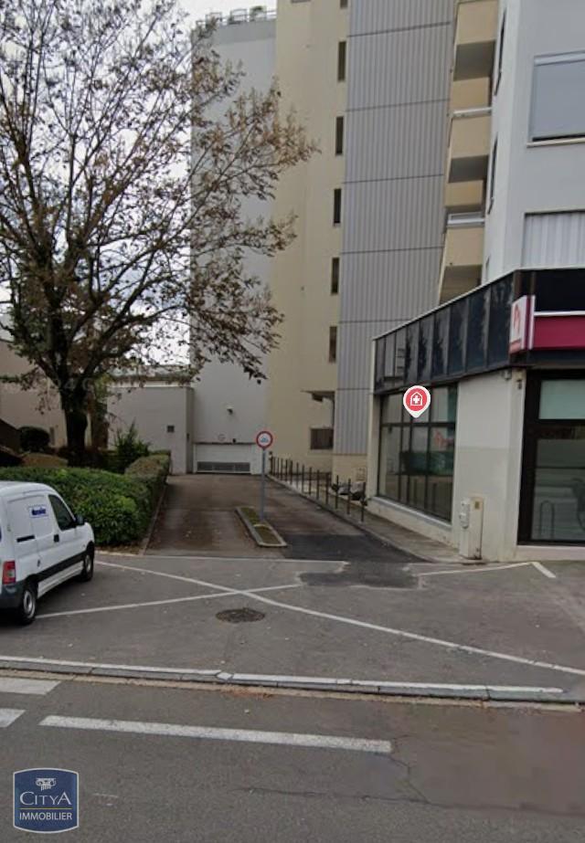 Parking DIJON 21000 · 76 €/mois