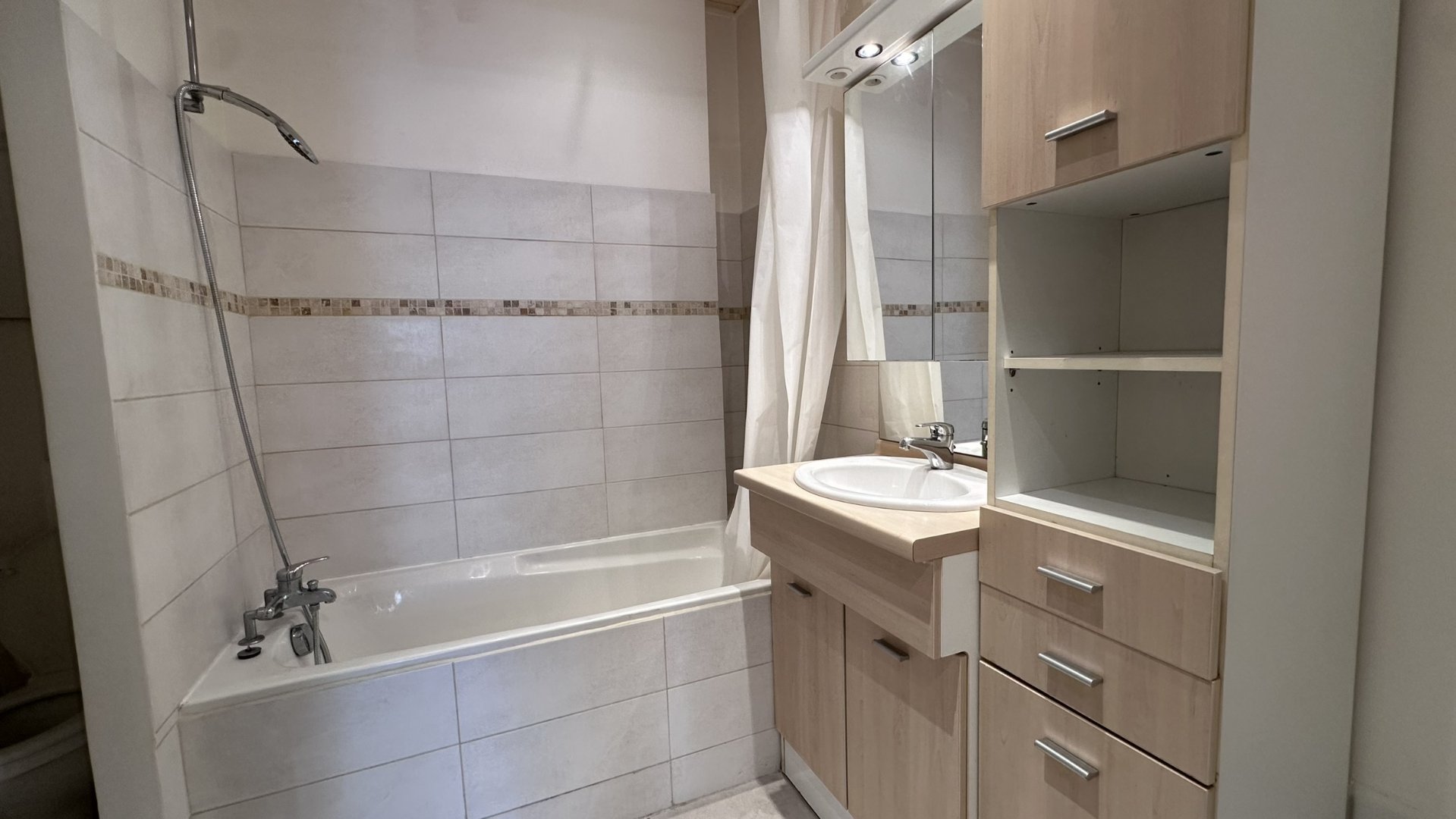 Appartement – MONTPELLIER HERAULT OCCITANIE - Vue 4