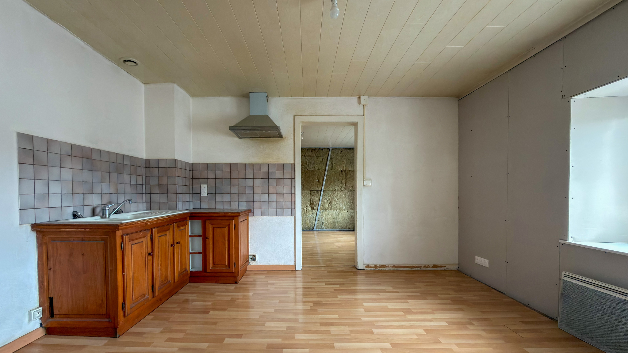Appartement 4 pièces 200 m² · à Pierrefontaine les Varans · 200 m² · 120 000 €