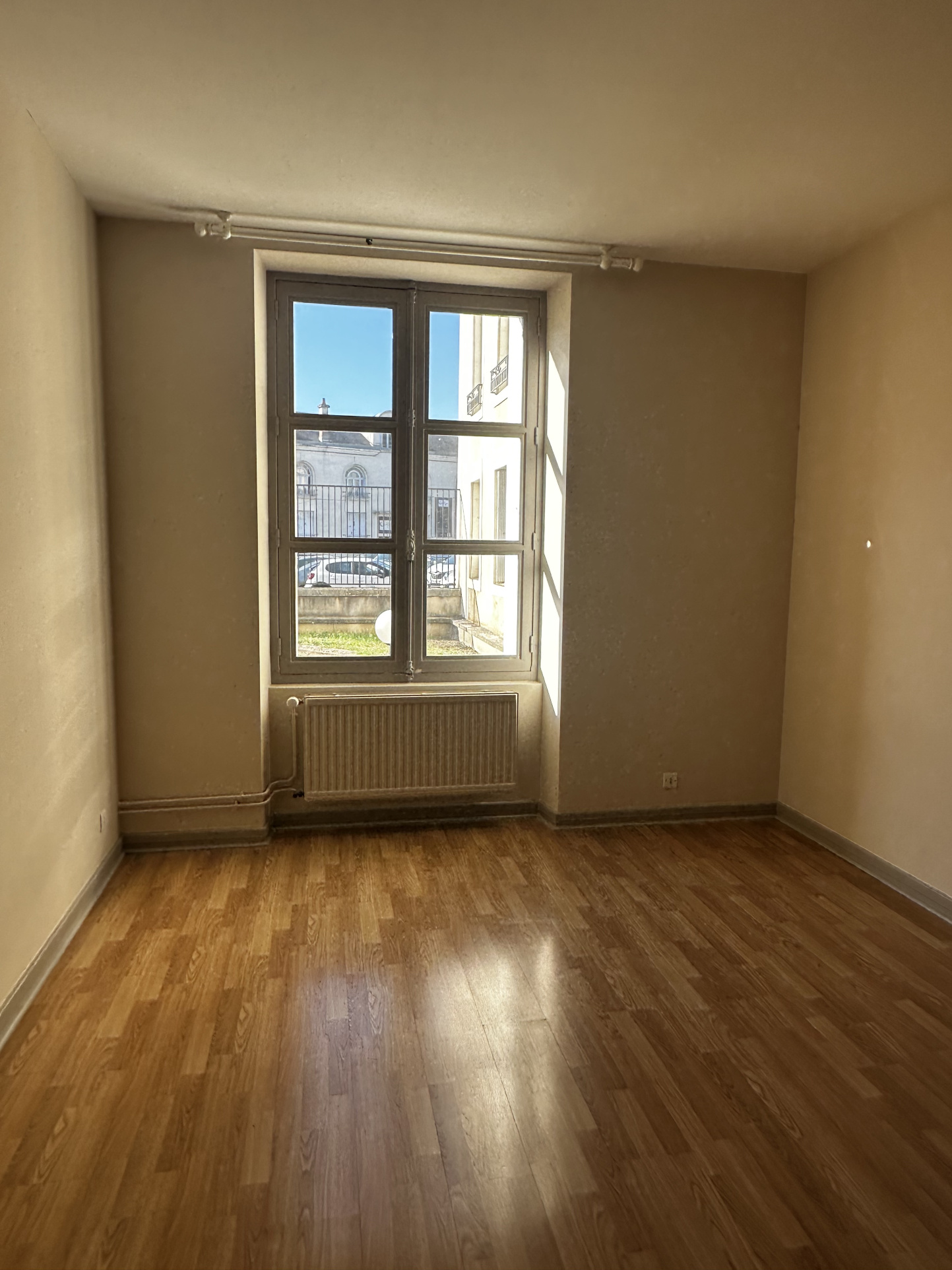 Appartement – Nevers, Cour St Sauveur - Plus