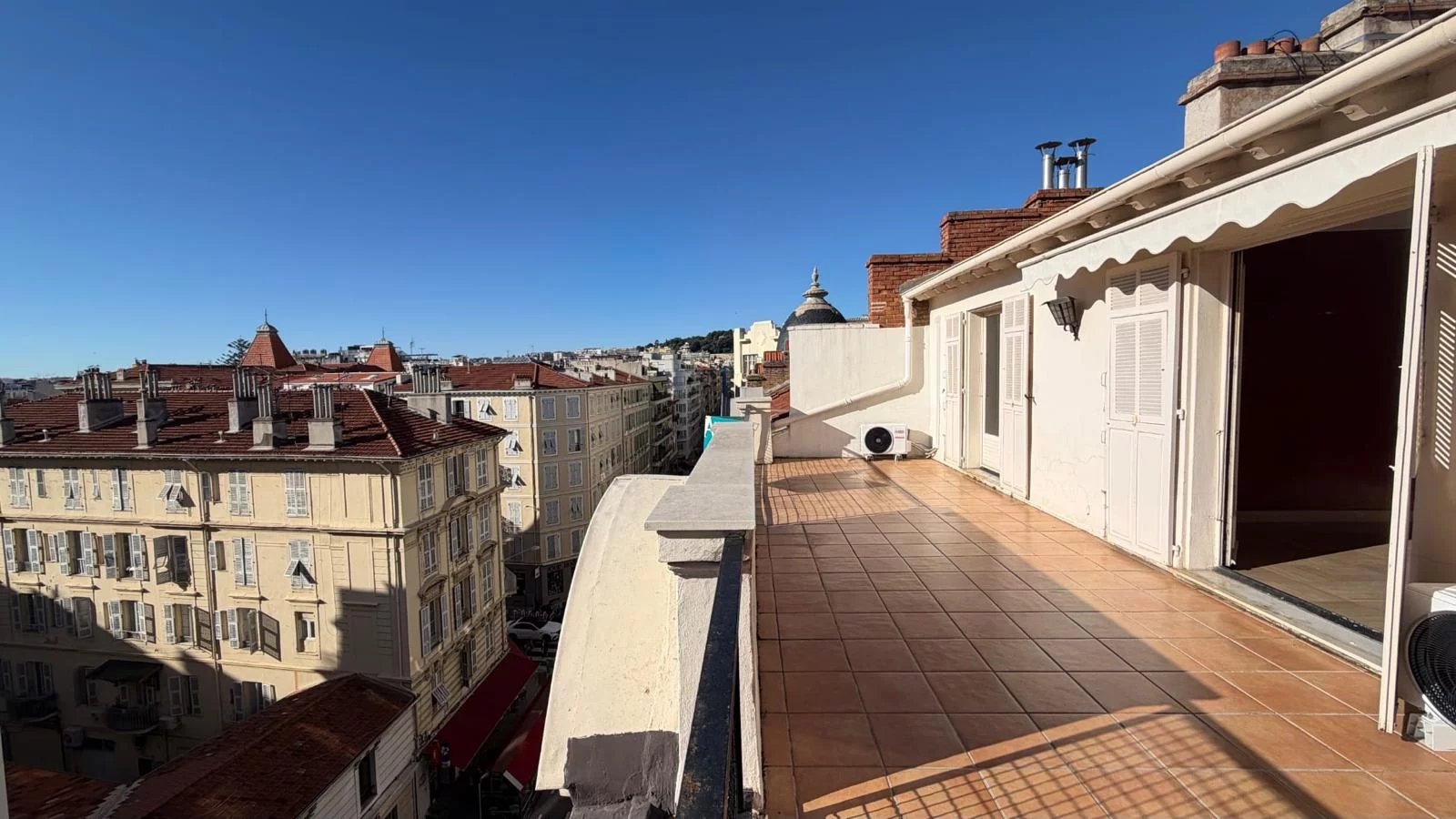 Appartement 3 pièces 84 m² · à Nice · 84 m² · 890 000 €