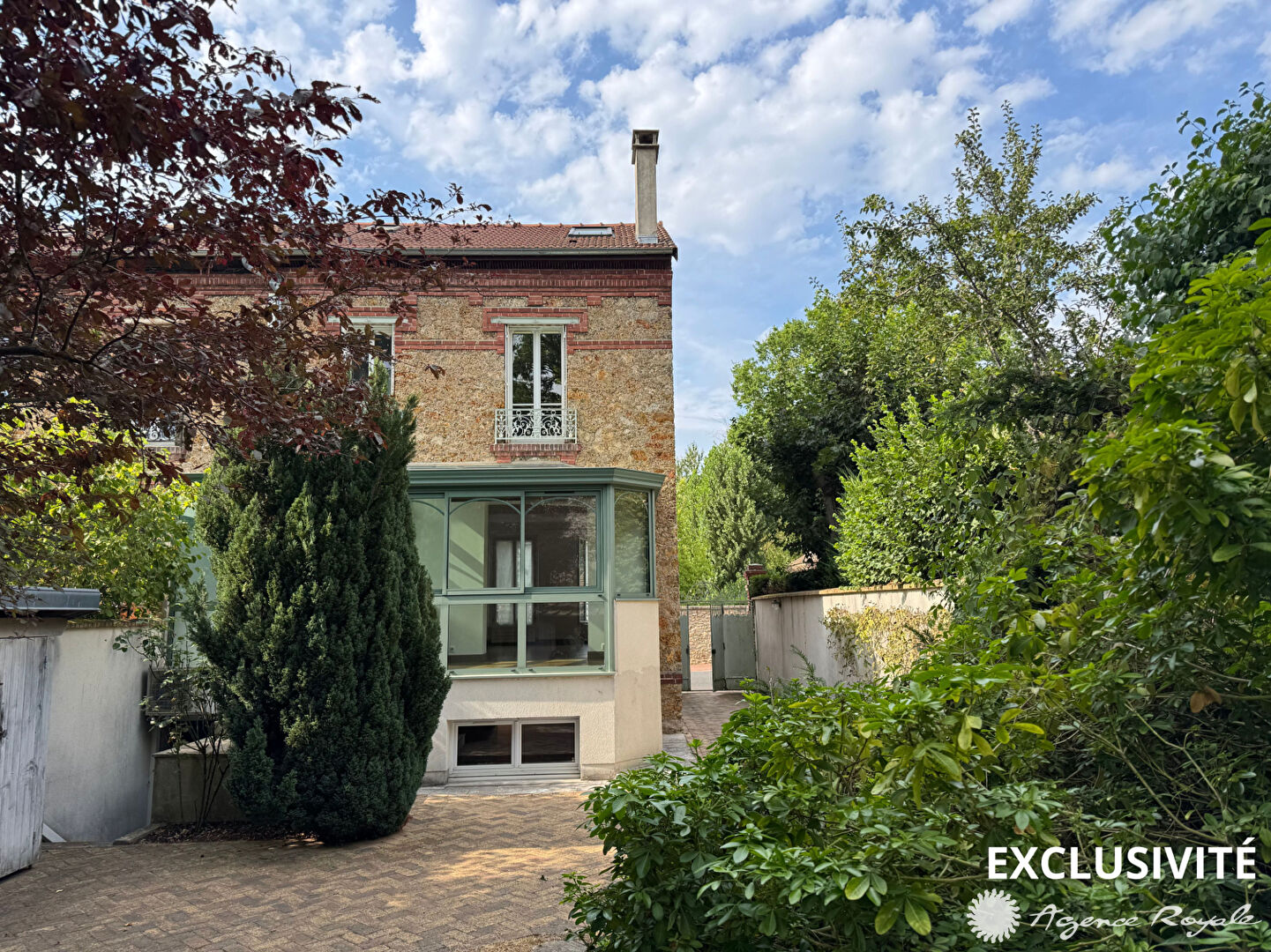 Maison 6 pièces 130 m² · à St Germain en Laye · 130 m² · 1 230 000 €