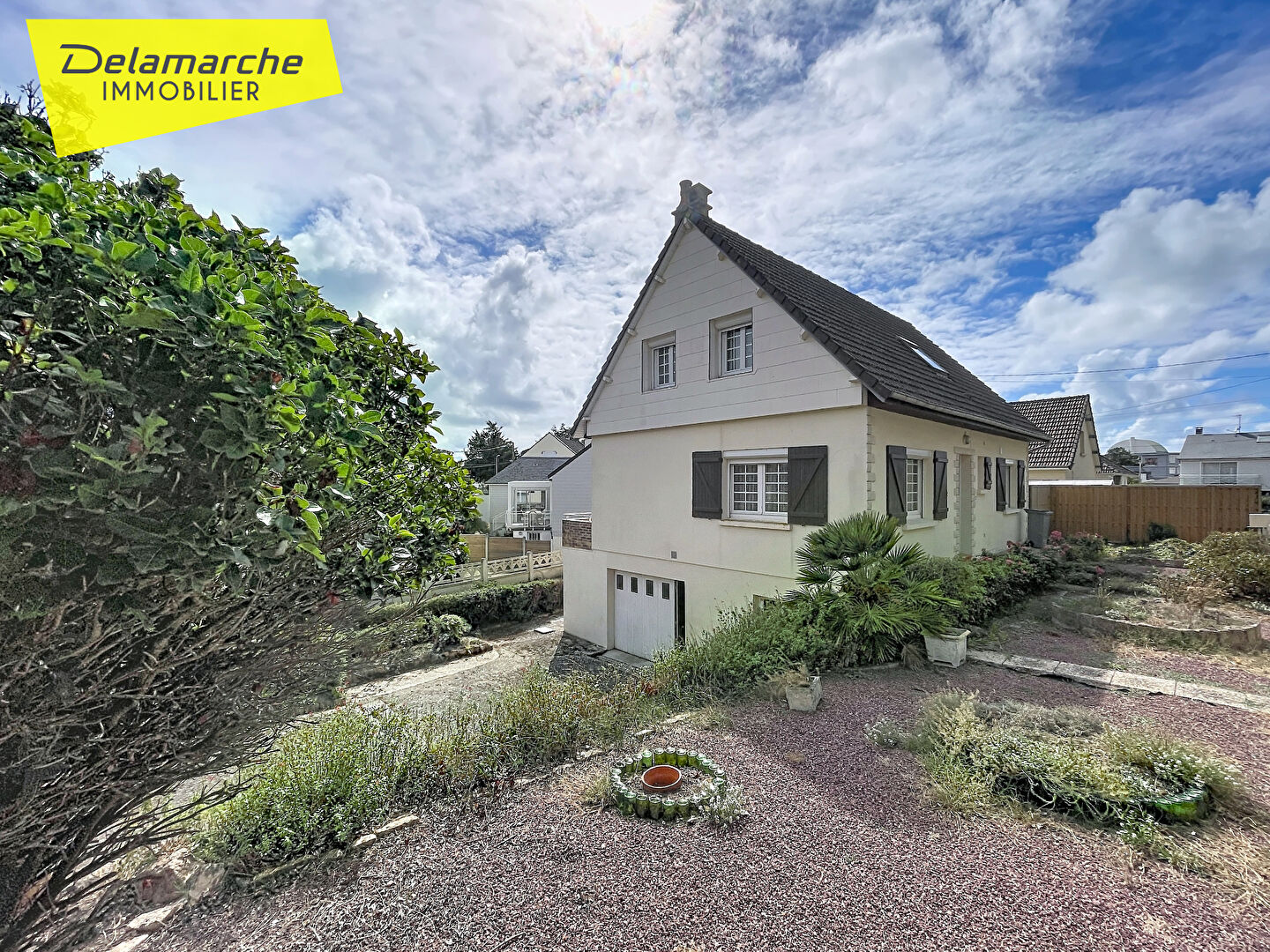 Maison 4 pièces 91 m² · à Coudeville sur Mer · 91 m² · 295 000 €