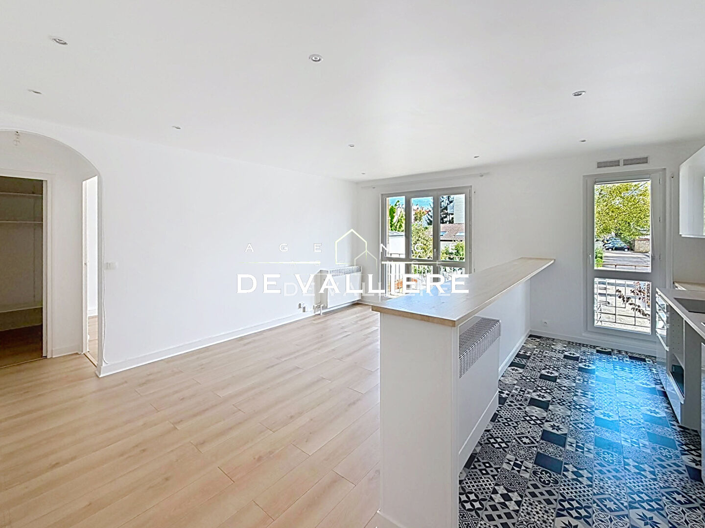 Appartement 2 pièces 50m² RUEIL MALMAISON 92500 photo 2