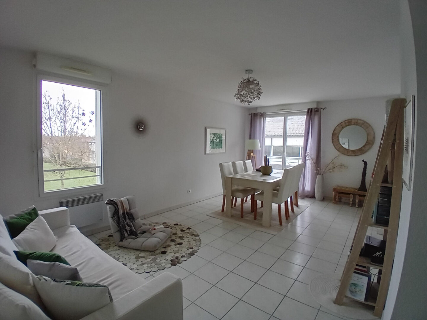 Appartement 3 pièces 62 m² · à St Jean D Angely · 62 m² · 628 €/mois