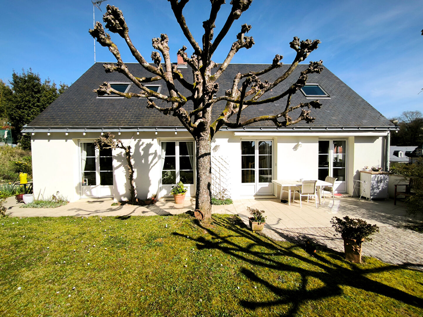 Maison 6 pièces 169 m² · à Vouvray · 169 m² · 348 000 €