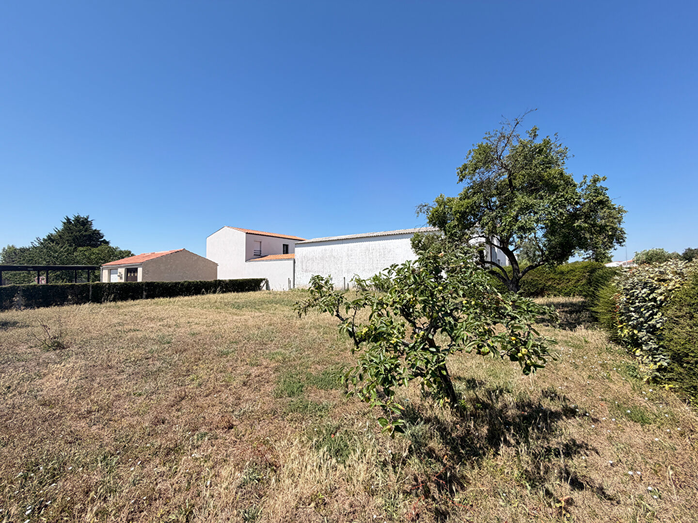 Terrain 406 m² · à Andilly · 406 m² · 69 000 €