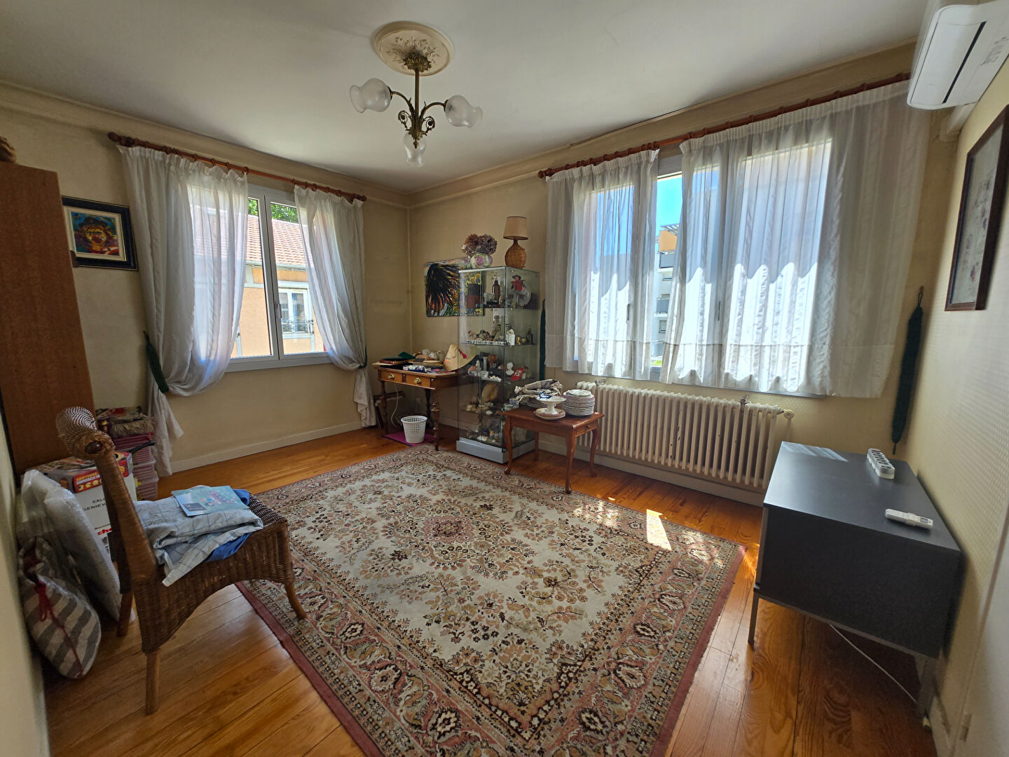 Maison 5 pièces 184 m² · à Rive de Gier · 184 m² · 249 000 €