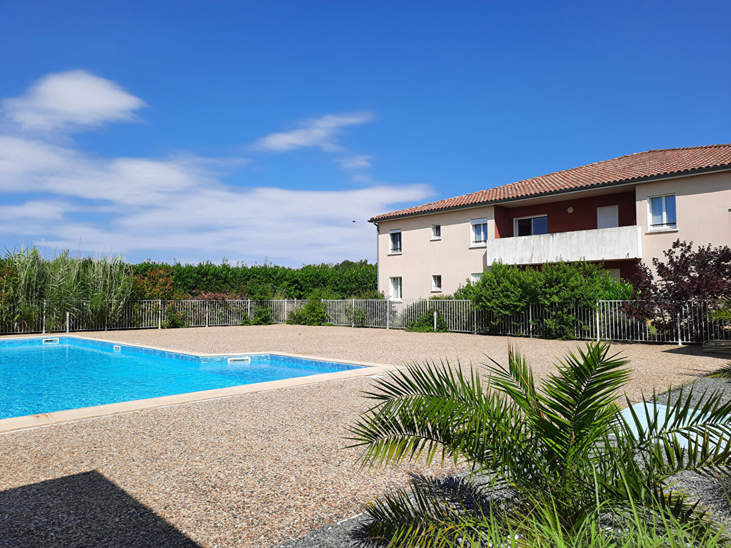 Appartement 2 pièces 47 m² · à St Jean D Angely · 47 m² · 72 000 €