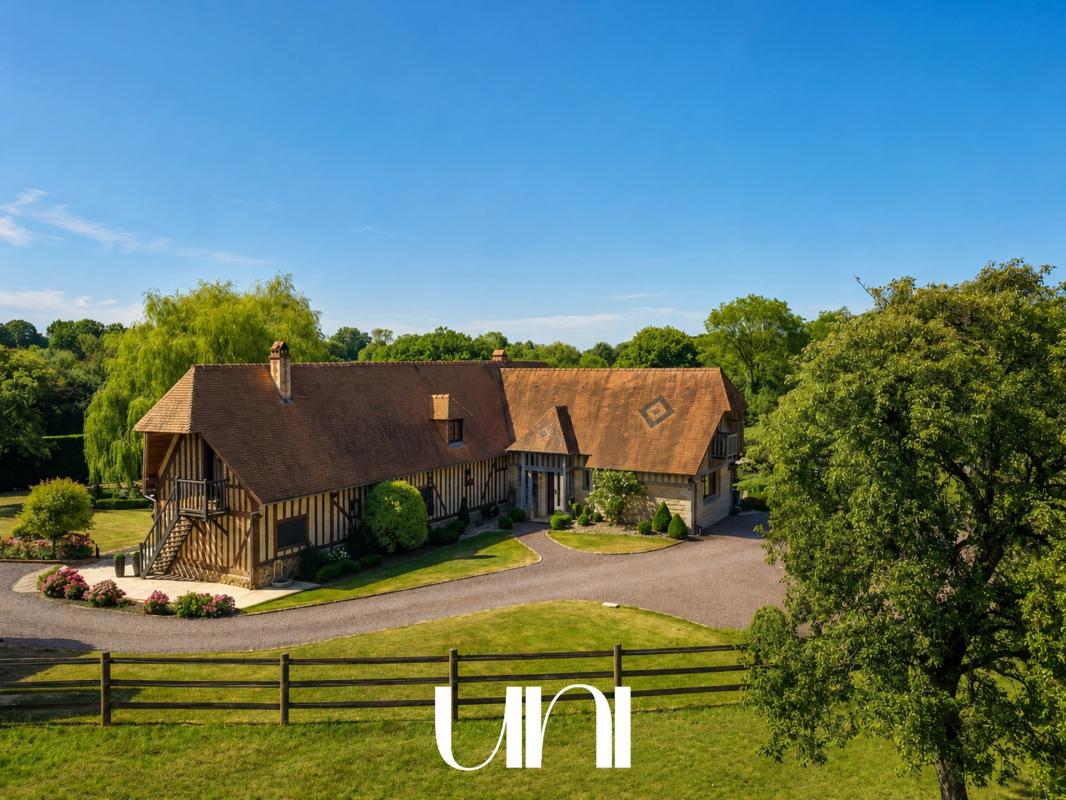 Maison 9 pièces 245 m² · à Fauguernon · 245 m² · 849 000 €