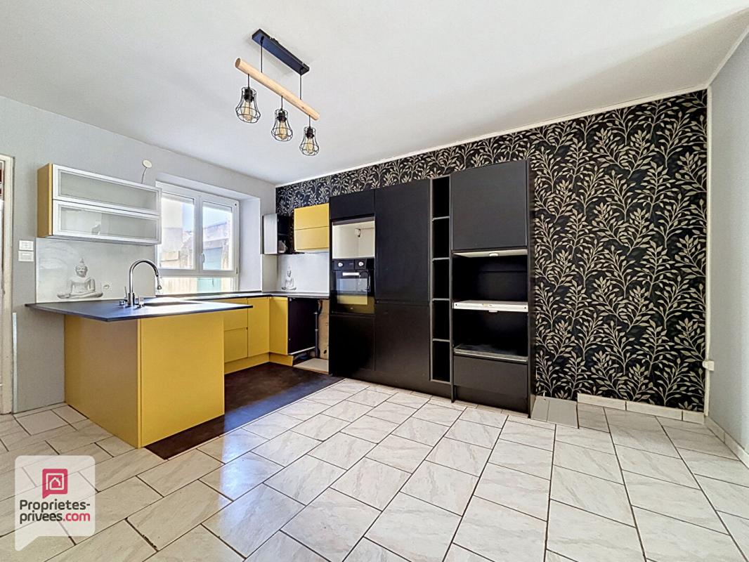 Maison 4 pièces 121 m² · à Rosieres aux Salines · 121 m² · 137 000 €