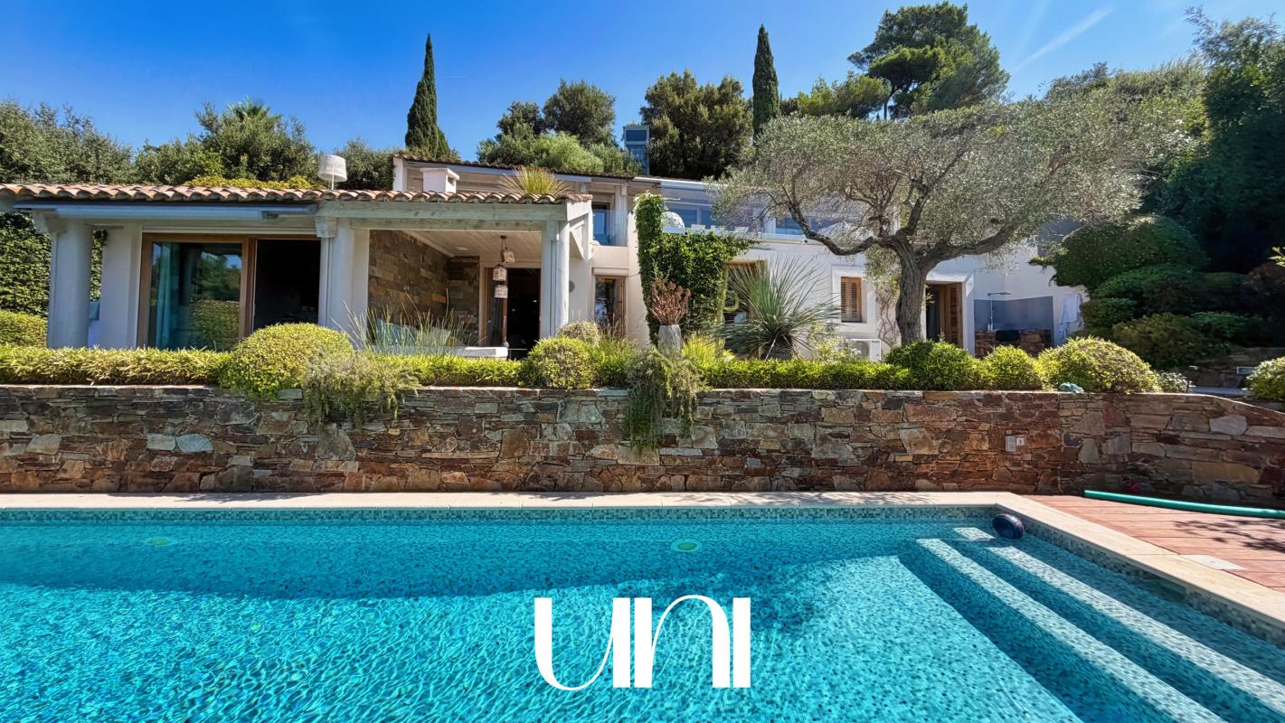 Maison 5 pièces 175 m² · à La Croix Valmer · 175 m² · 3 360 000 €
