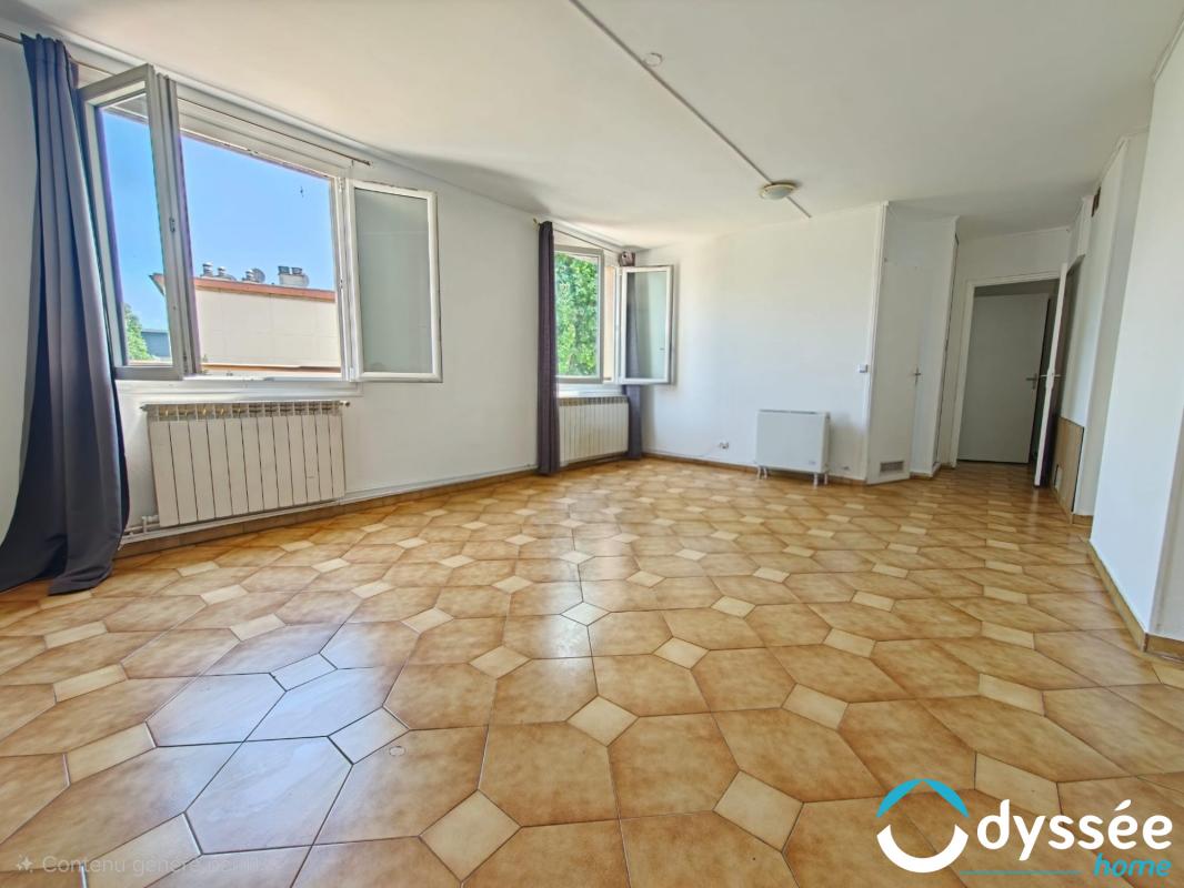 Appartement – STAINS SEINE-SAINT-DENIS ILE-DE-FRANCE - Vue 2