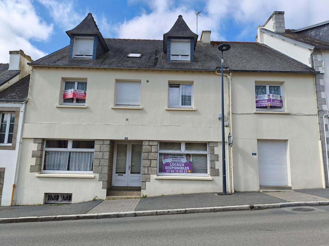 Maison 9 pièces 186 m² · à Chateauneuf du Faou · 186 m² · 199 000 €