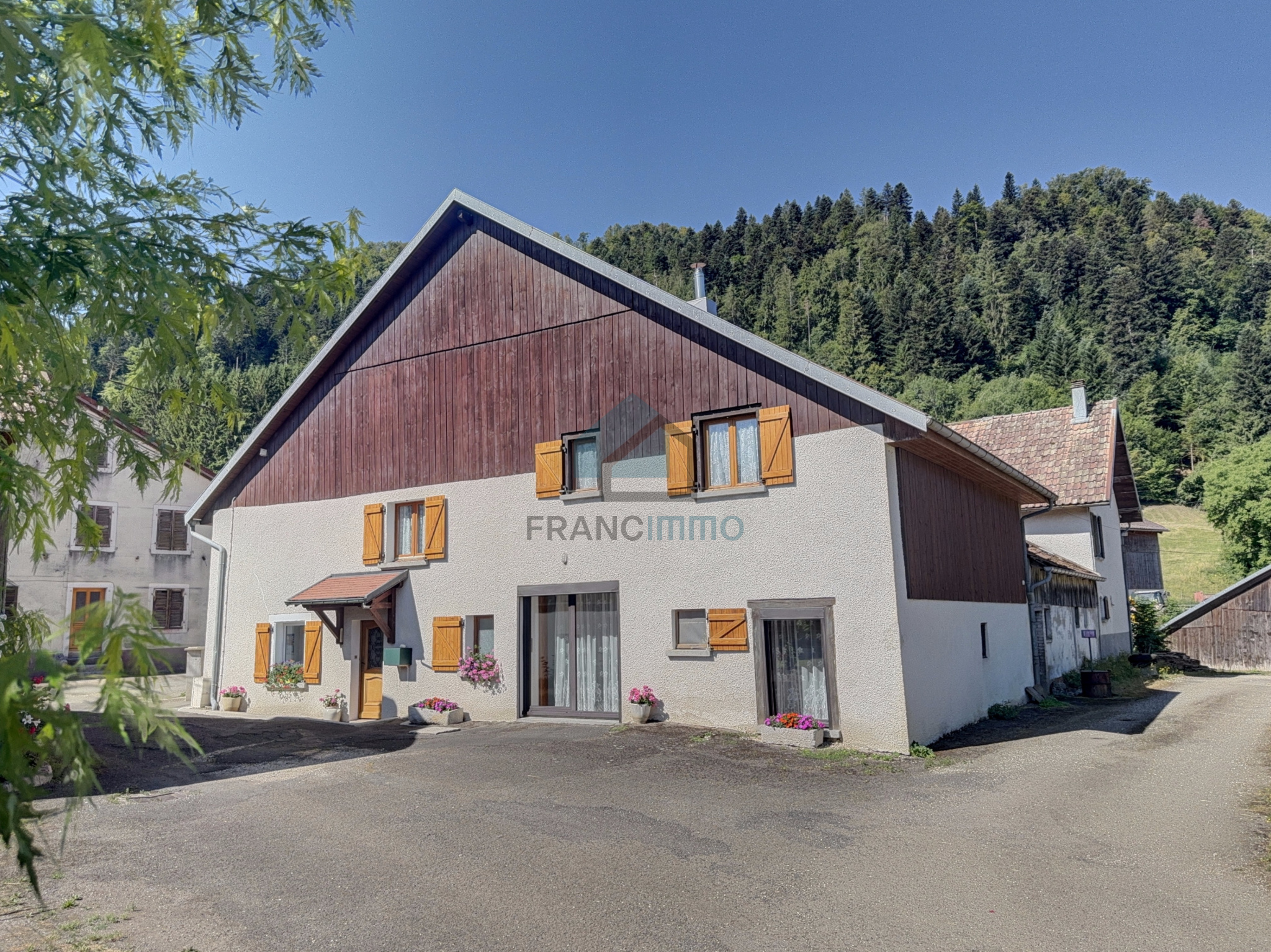 Maison 6 pièces 148 m² · à Montancy · 148 m² · 242 000 €