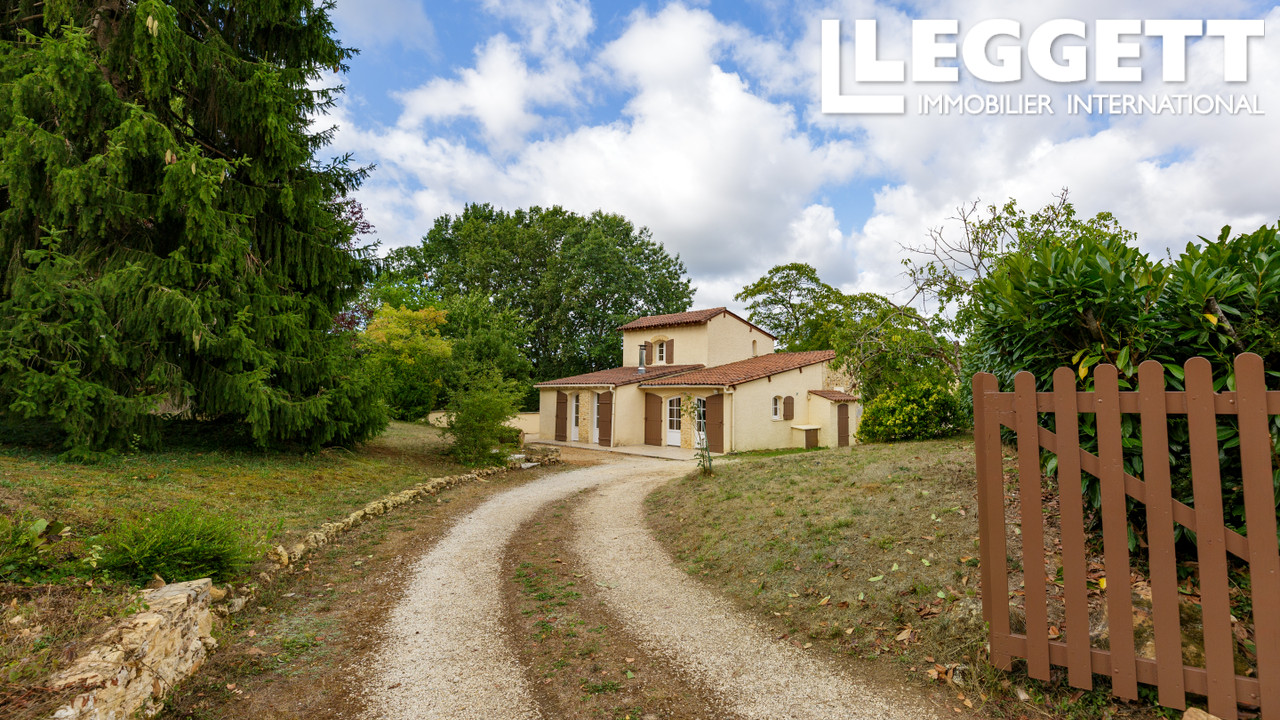 Maison 5 pièces 101 m² · à Douville · 101 m² · 154 350 €