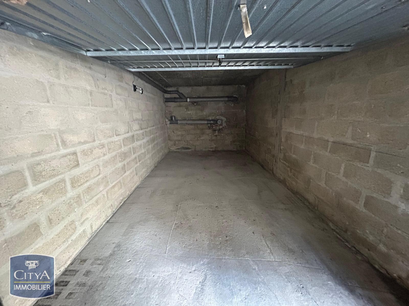 Location Parking CHAMPS SUR MARNE 77420 - Vue 2