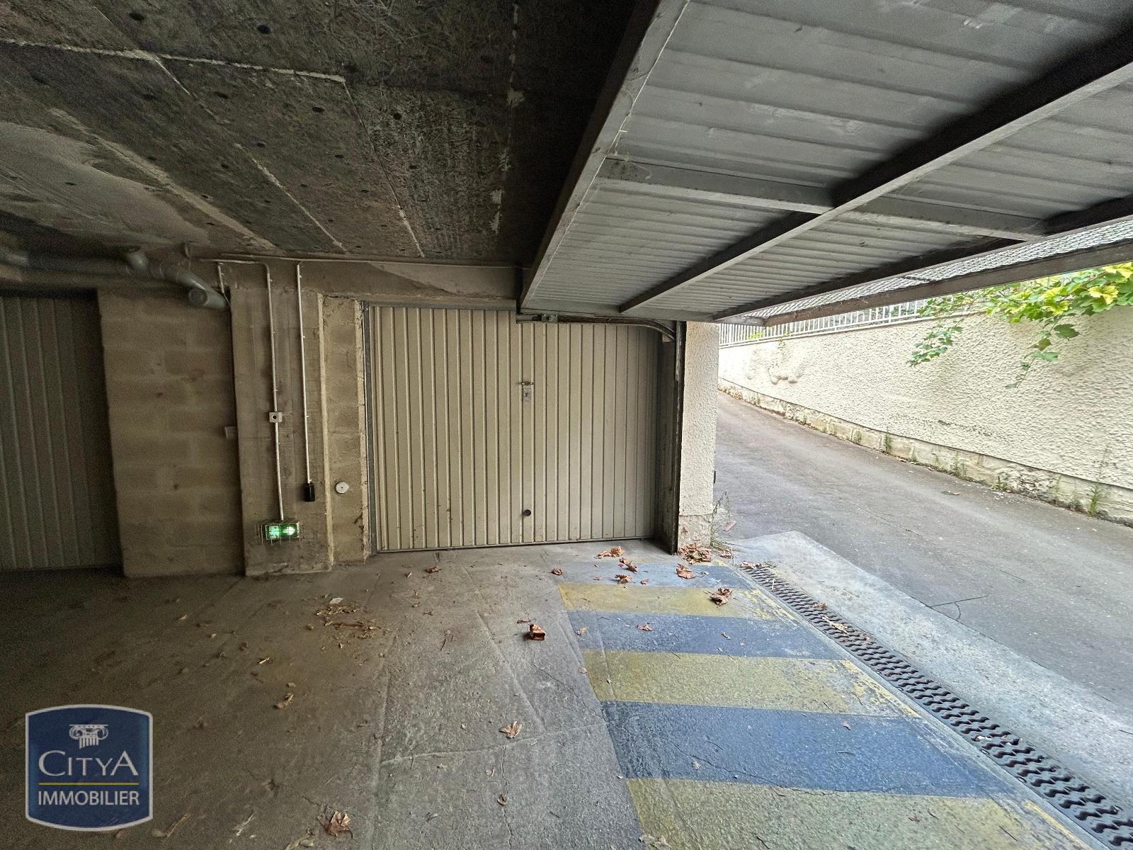Location Parking CHAMPS SUR MARNE 77420 - Vue 3